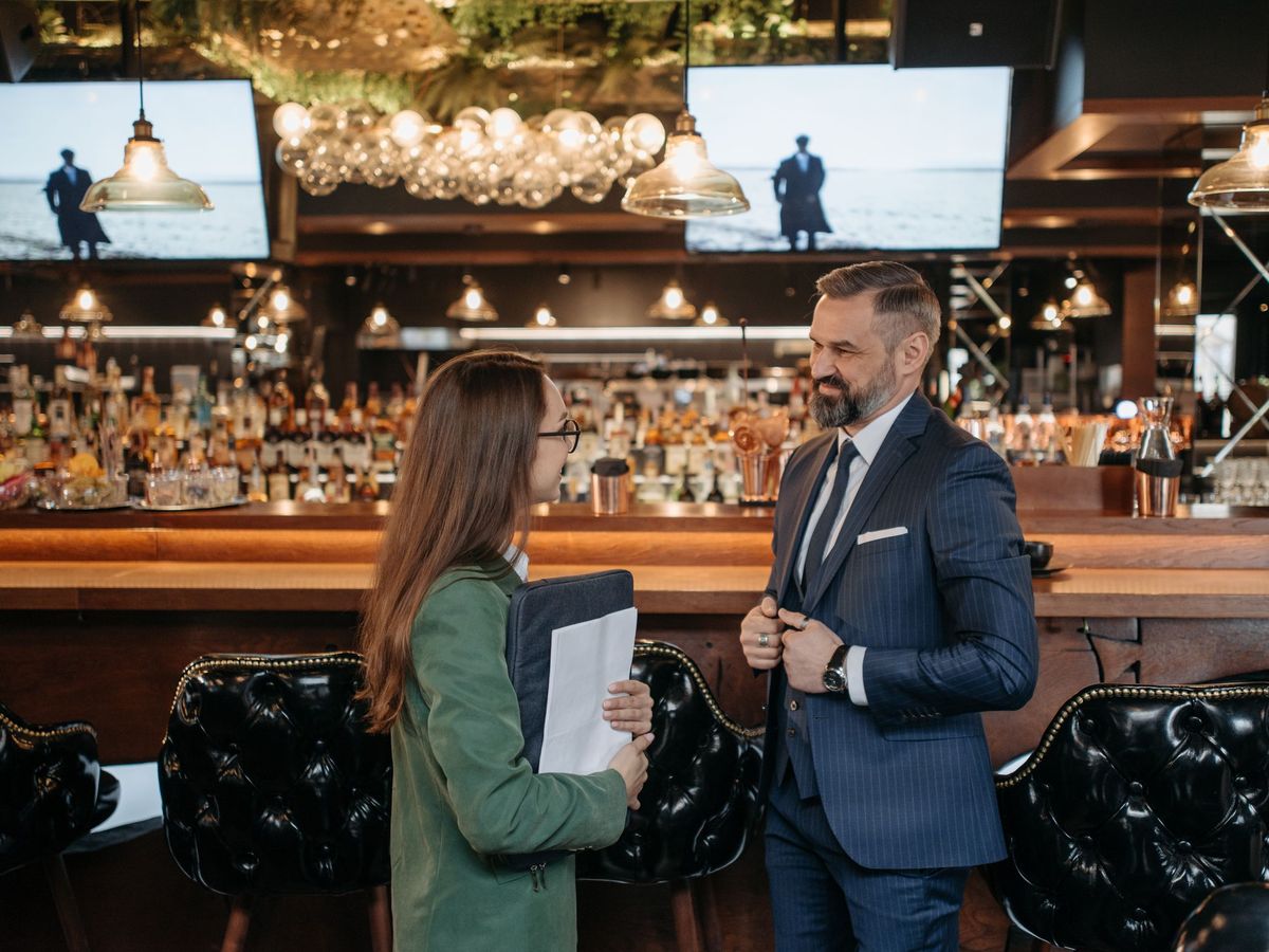 Lobbies, bars & restaurants